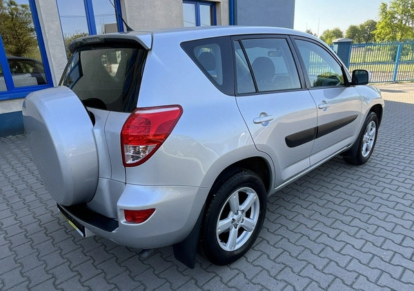 Toyota RAV4 cena 31900 przebieg: 159000, rok produkcji 2006 z Wałbrzych małe 154